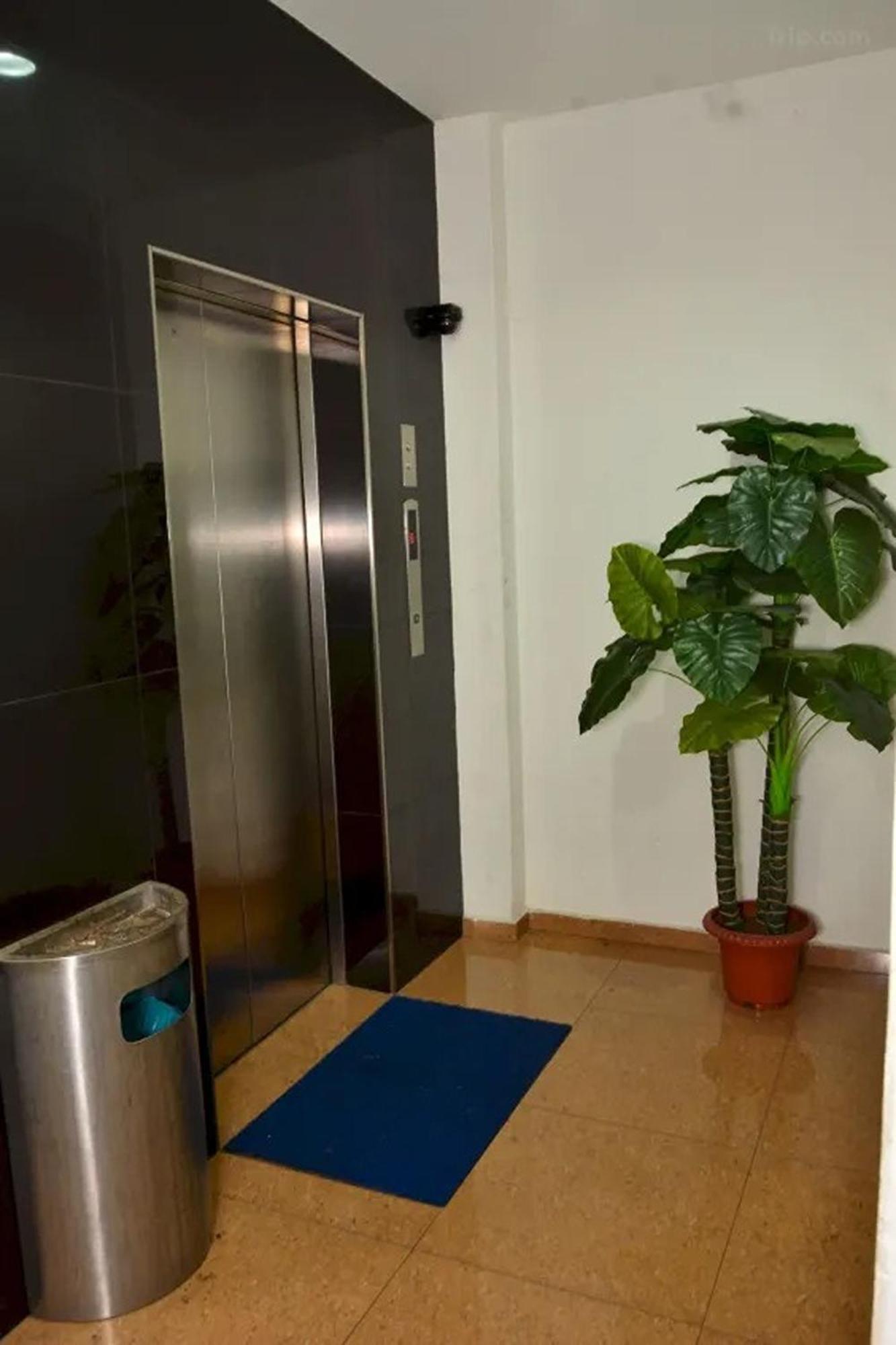 Hotel Alam Indi Johor Bahru Exteriör bild