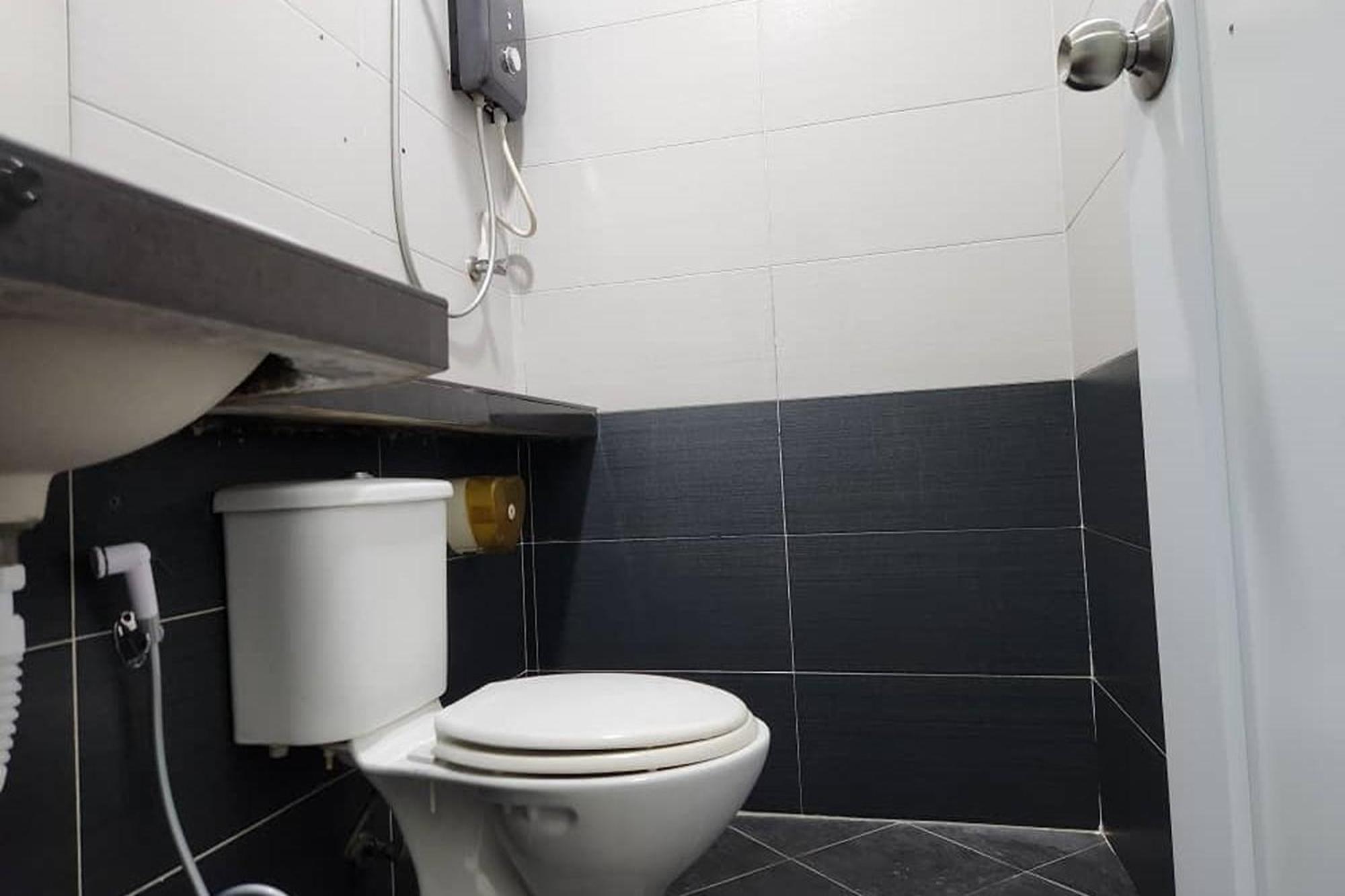 Hotel Alam Indi Johor Bahru Exteriör bild
