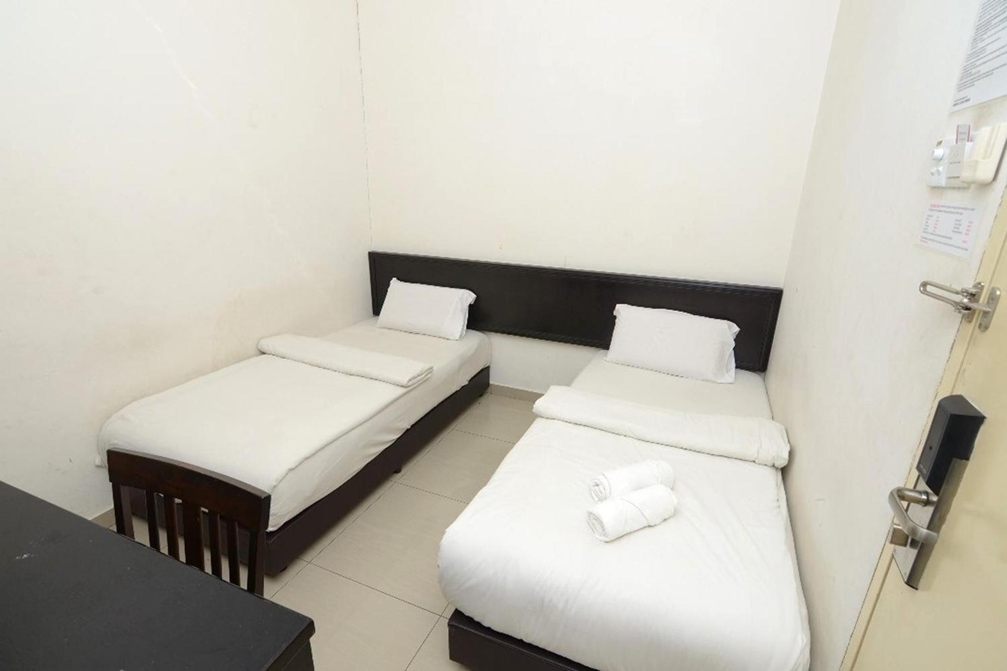 Hotel Alam Indi Johor Bahru Exteriör bild