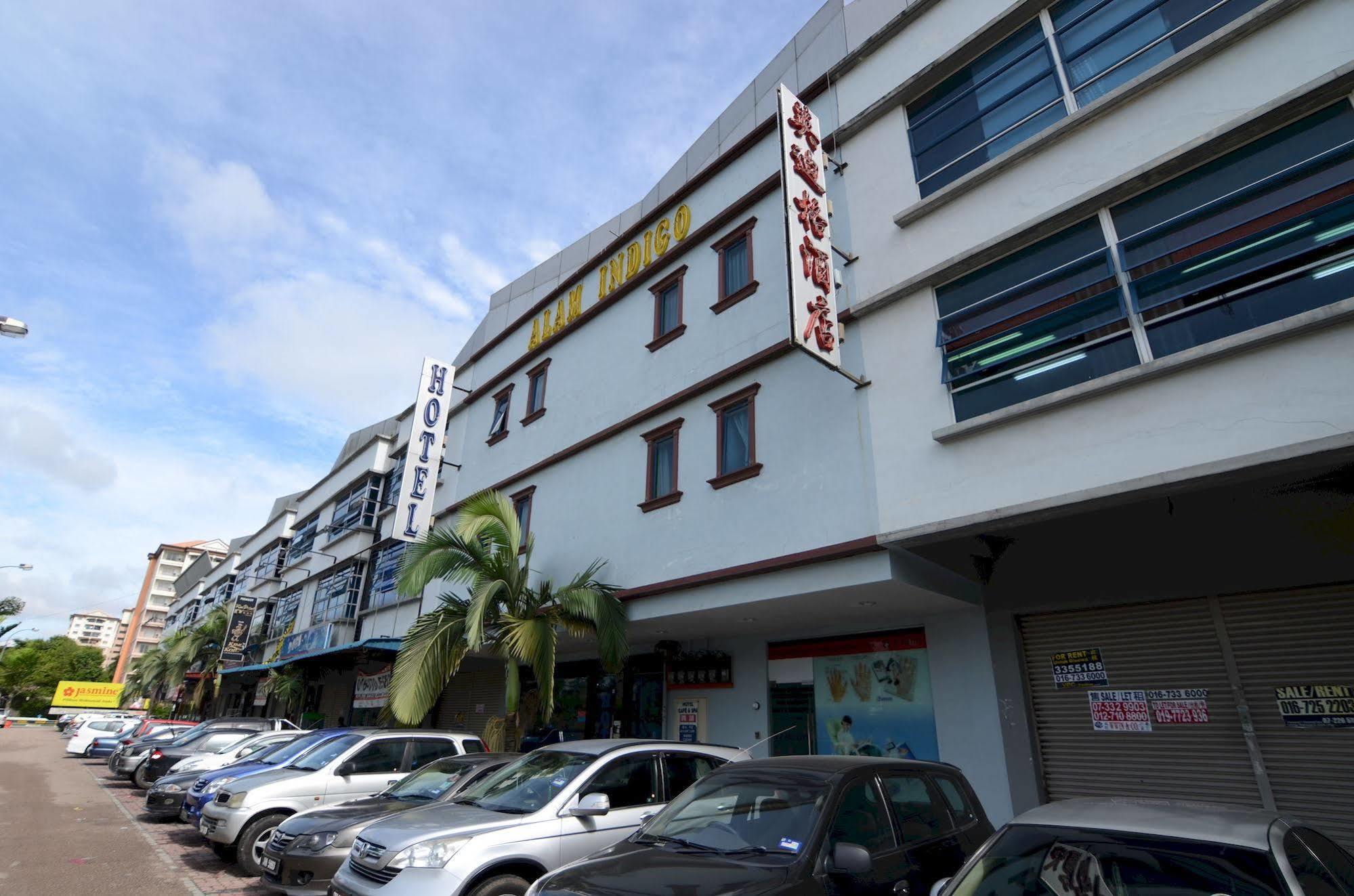 Hotel Alam Indi Johor Bahru Exteriör bild